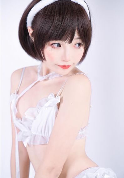 日韩精品一区二区三区色欲爱爱_HD完整版观看