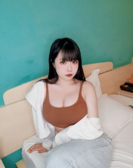 亚洲老色鬼精品网站在线观看_高清无删减在线观看