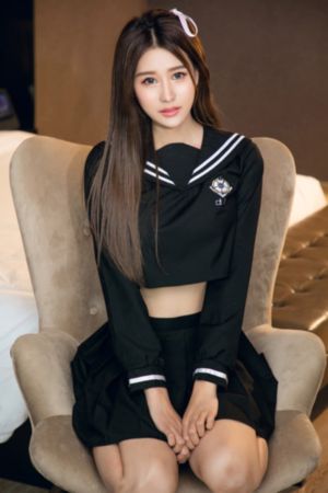 旗袍白丝班长双腿喷水自慰_国产剧高清完整版播放