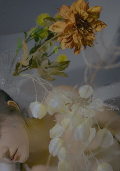 三人一起玩弄娇妻高潮_高清点播免费观看最新