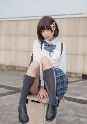 河南实验一小时视频红色校服_日本成人在线