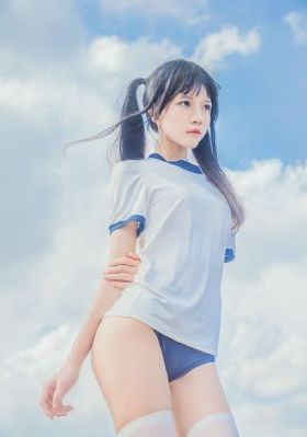 校花扒开腿让我桶个够揉个够_BD国语在线播放