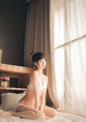 广州成人情趣丁字裤走秀_国产剧神马影院在线