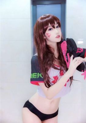 一个人在线看www_720在线播放